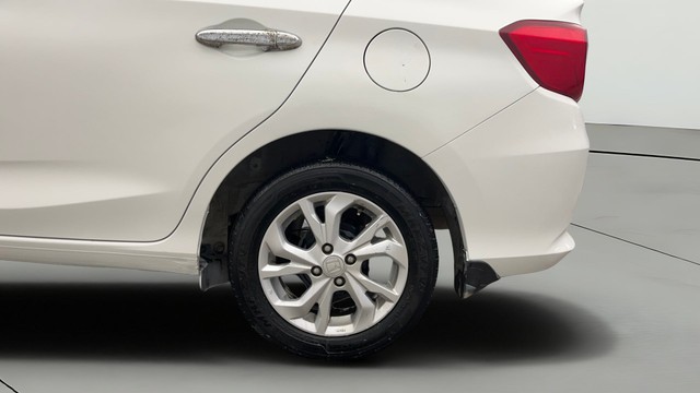 Second-hand 2019 Honda Amaze V CVT Petrol BSIV for sale in Noida-27