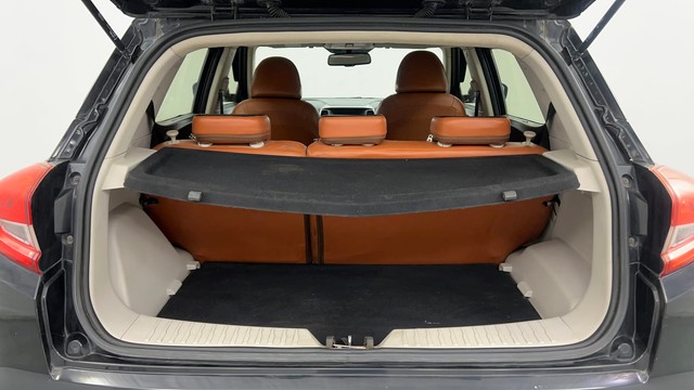 Second-hand 2021 Mahindra XUV300 W8 Opt for sale in Pune-9