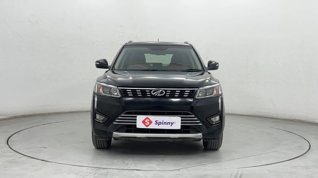 Second-hand 2021 Mahindra XUV300 W8 Opt for sale in Pune-7