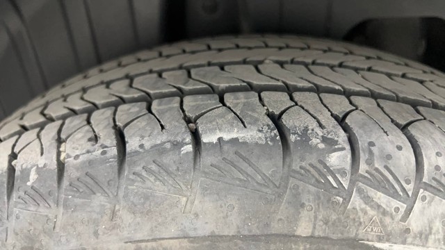 Second-hand 2021 Mahindra XUV300 W8 Opt for sale in Pune-25