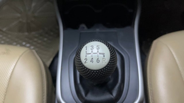 Second-hand 2019 Honda City V MT Diesel for sale in Hyderabad-12