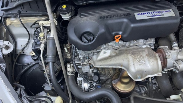 Second-hand 2019 Honda City V MT Diesel for sale in Hyderabad-38