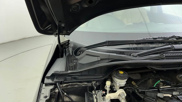 Second-hand 2022 Honda City ZX MT for sale in Ahmedabad-38