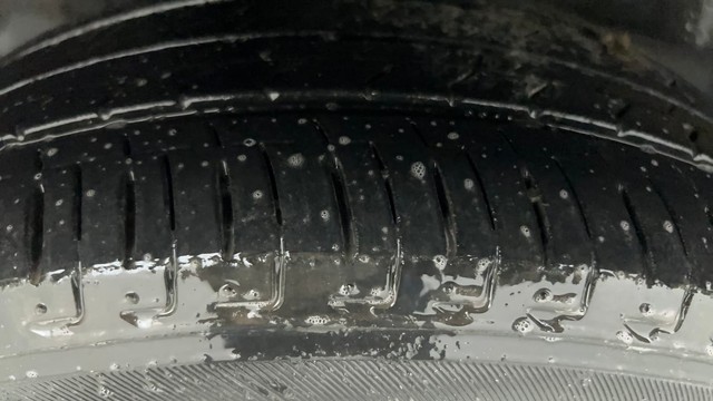 Second-hand 2022 Honda City ZX MT for sale in Ahmedabad-27