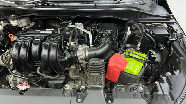 Second-hand 2022 Honda City ZX MT for sale in Ahmedabad-30