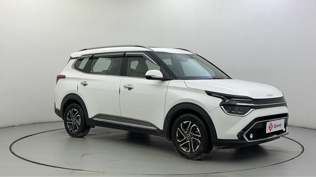 Second-hand 2022 Kia Carens Luxury Plus 6 STR Diesel for sale in Ahmedabad-1