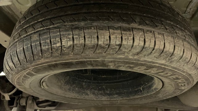 Second-hand 2022 Kia Carens Luxury Plus 6 STR Diesel for sale in Ahmedabad-21