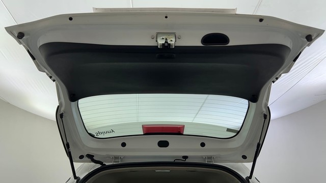 Second-hand 2022 Kia Carens Luxury Plus 6 STR Diesel for sale in Ahmedabad-26