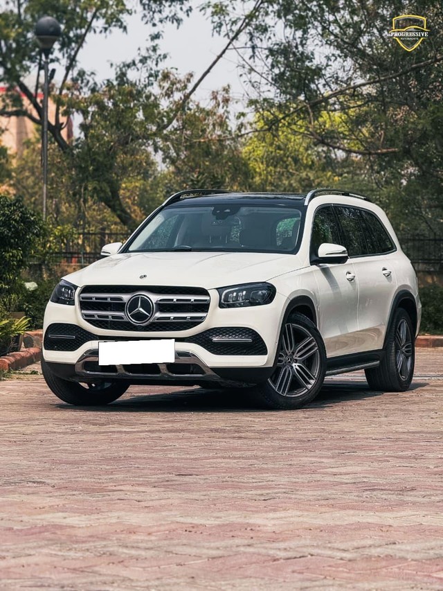 Second-hand 2023 Mercedes-Benz GLS 400d 4MATIC BSVI for sale in New Delhi-3