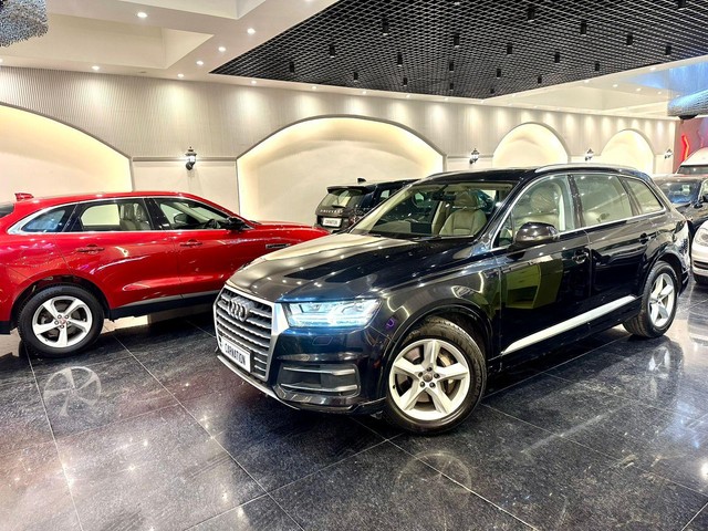 Audi Q7 45 TFSI Premium Plus Second-hand 2019 Audi Q7 45 TFSI Premium Plus for sale in New Delhi-2