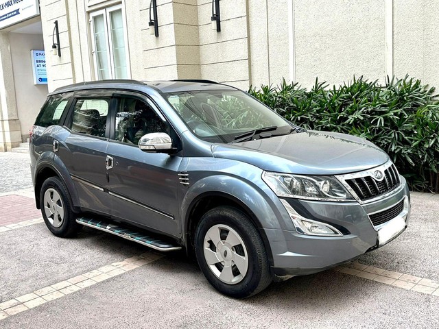Second-hand 2016 Mahindra XUV500 AT W6 2WD for sale in New Delhi-6
