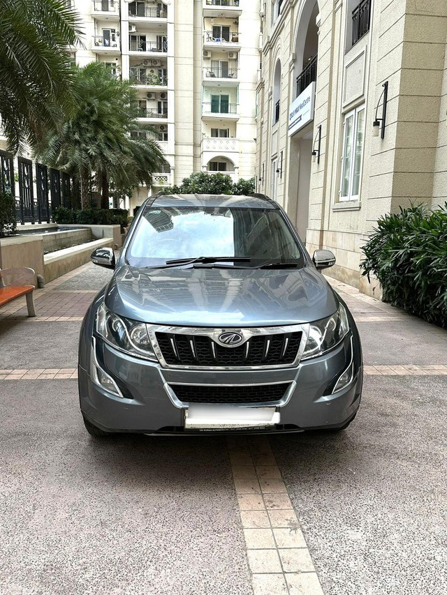 Second-hand 2016 Mahindra XUV500 AT W6 2WD for sale in New Delhi-2