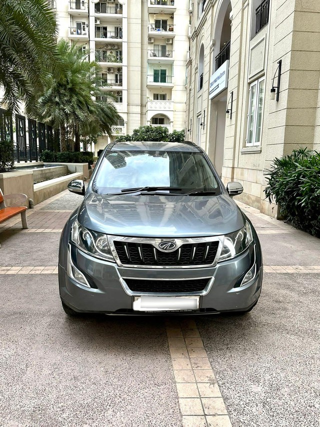 Second-hand 2016 Mahindra XUV500 AT W6 2WD for sale in New Delhi-18