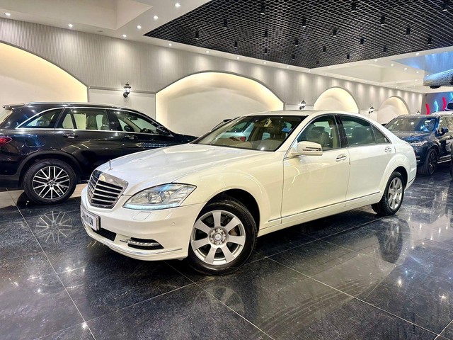 Second-hand 2012 Mercedes-Benz S-Class S 300 for sale in New Delhi-4