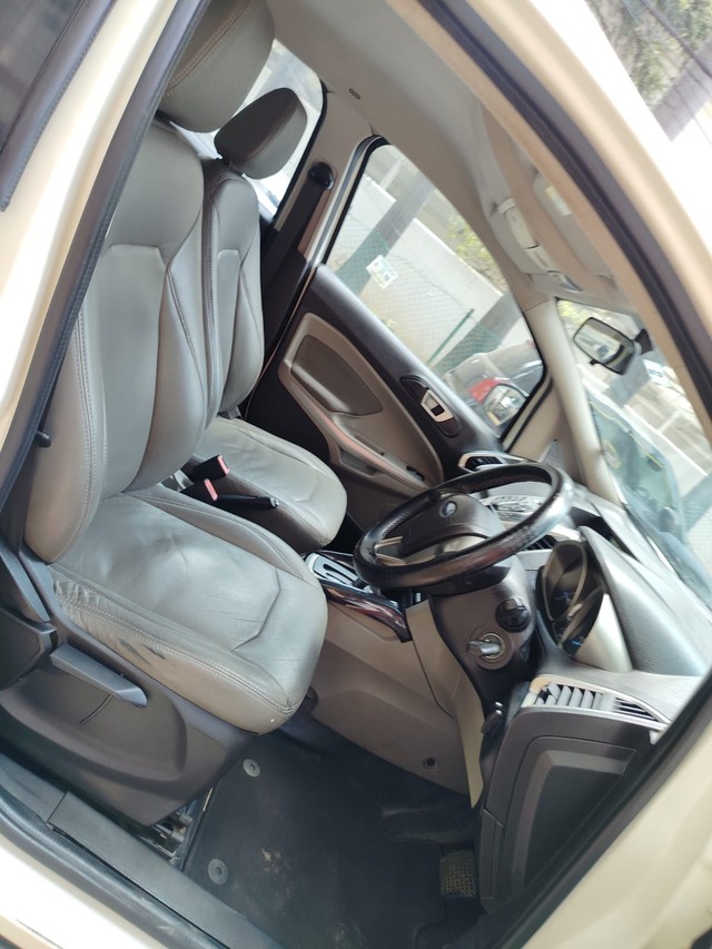 Second-hand 2013 Ford Ecosport 1.5 Ti VCT AT Titanium for sale in Chennai-3