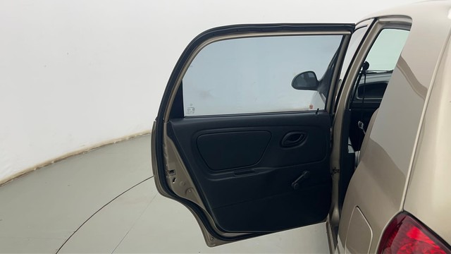 Second-hand 2012 Maruti Suzuki Alto 800 LXI BSIV for sale in Kolkata-26