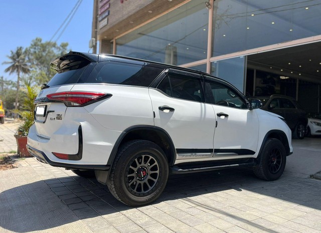 Second-hand 2018 Toyota Fortuner 2.8 4WD MT BSIV for sale in Bangalore-1