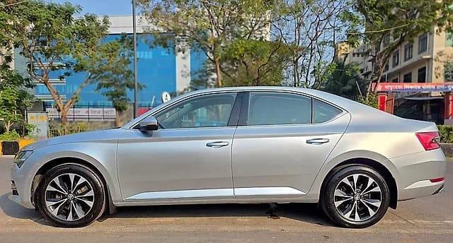 Second-hand 2021 Skoda Superb Laurin & klement BSVI for sale in Mumbai-2