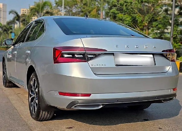 Second-hand 2021 Skoda Superb Laurin & klement BSVI for sale in Mumbai-12
