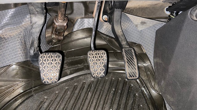 Second-hand 2014 Ford Ecosport 1.0 Ecoboost Titanium for sale in Chennai-14