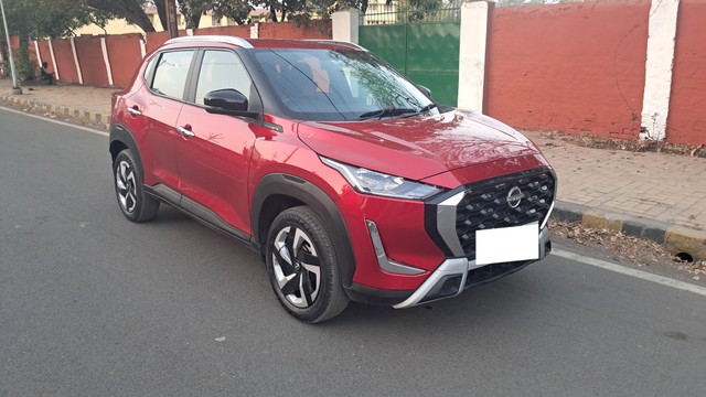 Second-hand 2025 Nissan Magnite Acenta AMT for sale in Jabalpur-7