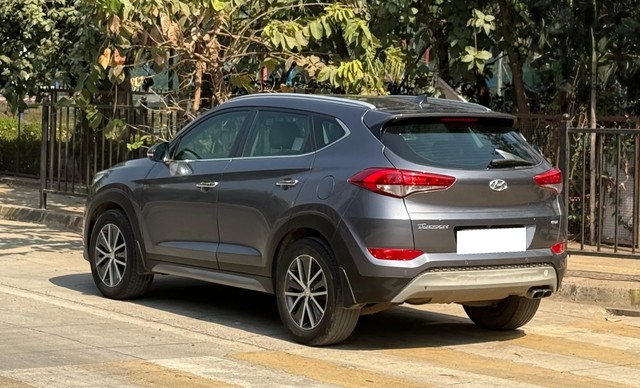 Hyundai Tucson 2.0 e-VGT 2WD MT Second-hand 2017 Hyundai Tucson 2.0 e-VGT 2WD MT for sale in Mumbai-3