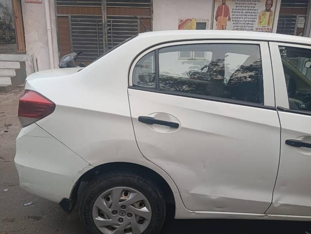 Second-hand 2015 Honda Amaze E i-Vtech for sale in Kanpur-6