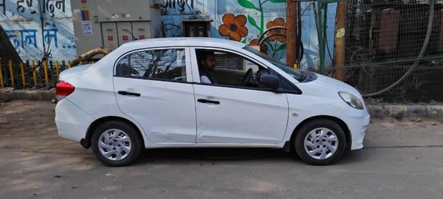 Second-hand 2015 Honda Amaze E i-Vtech for sale in Kanpur-1