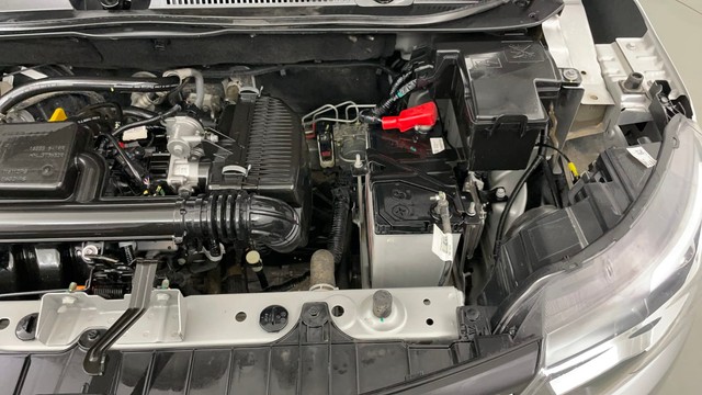 Second-hand 2023 Renault Triber RXZ for sale in Jaipur-40