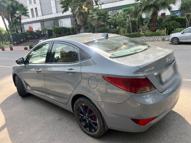 Second-hand 2017 Hyundai Verna 1.6 CRDi SX for sale in New Delhi-1