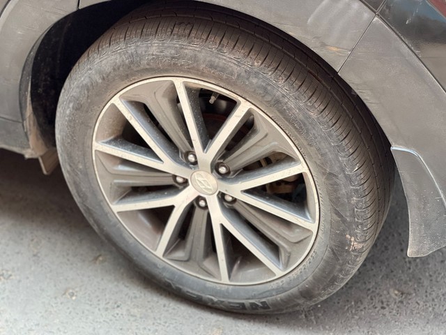 Hyundai Tucson 2.0 Dual VTVT 2WD AT GLS Second-hand 2017 Hyundai Tucson 2.0 Dual VTVT 2WD AT GLS for sale in Kolkata-5