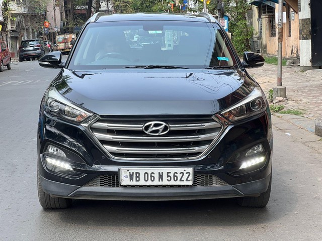 Hyundai Tucson 2.0 Dual VTVT 2WD AT GLS Second-hand 2017 Hyundai Tucson 2.0 Dual VTVT 2WD AT GLS for sale in Kolkata-3