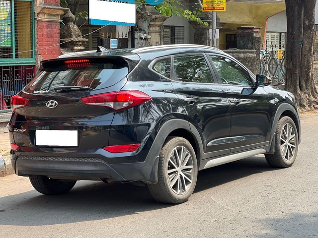 Hyundai Tucson 2.0 Dual VTVT 2WD AT GLS Second-hand 2017 Hyundai Tucson 2.0 Dual VTVT 2WD AT GLS for sale in Kolkata-8