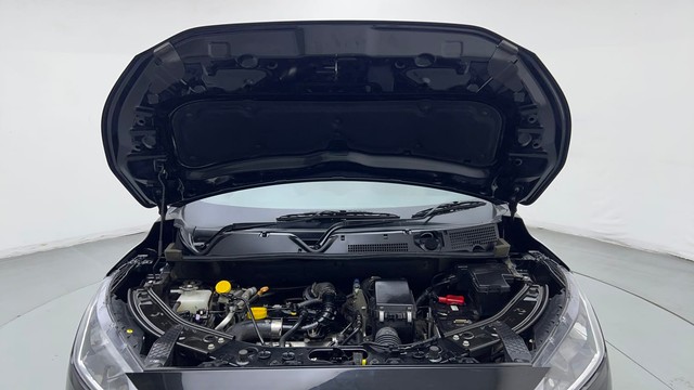 Second-hand 2022 Nissan Magnite Turbo CVT XV Premium for sale in Noida-8