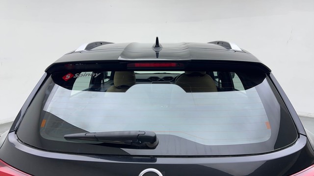 Second-hand 2022 Nissan Magnite Turbo CVT XV Premium for sale in Noida-33