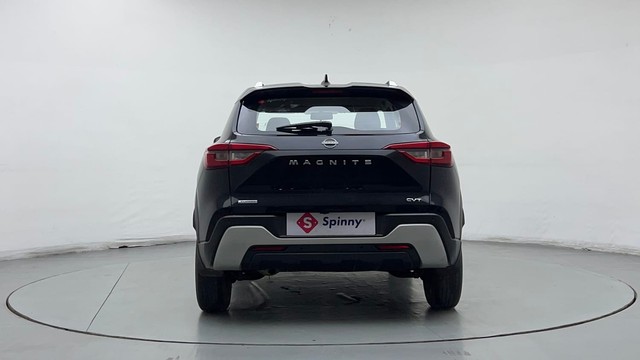 Second-hand 2022 Nissan Magnite Turbo CVT XV Premium for sale in Noida-4