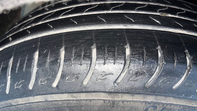 Second-hand 2022 Kia Carens Prestige Plus Diesel for sale in Noida-37