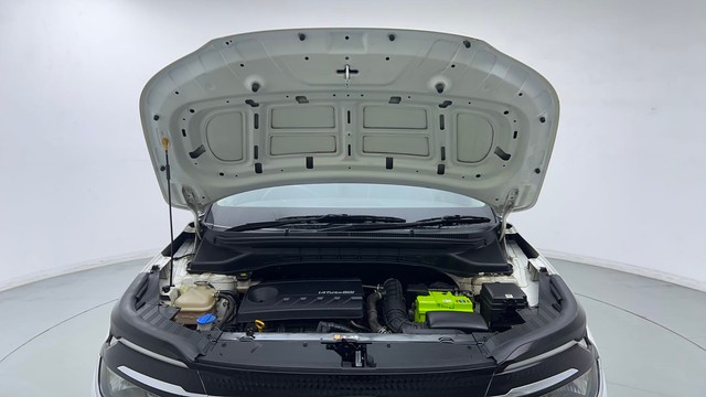 Second-hand 2022 Kia Carens Prestige Plus Diesel for sale in Noida-8