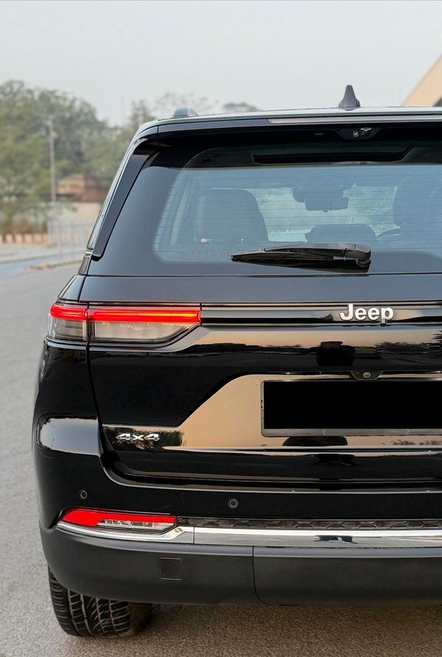 Second-hand 2024 Jeep Grand Cherokee Limited Opt for sale in New Delhi-10