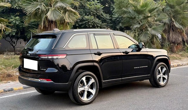 Second-hand 2024 Jeep Grand Cherokee Limited Opt for sale in New Delhi-2