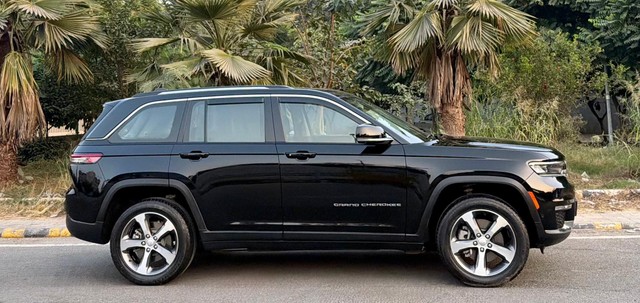 Second-hand 2024 Jeep Grand Cherokee Limited Opt for sale in New Delhi-1