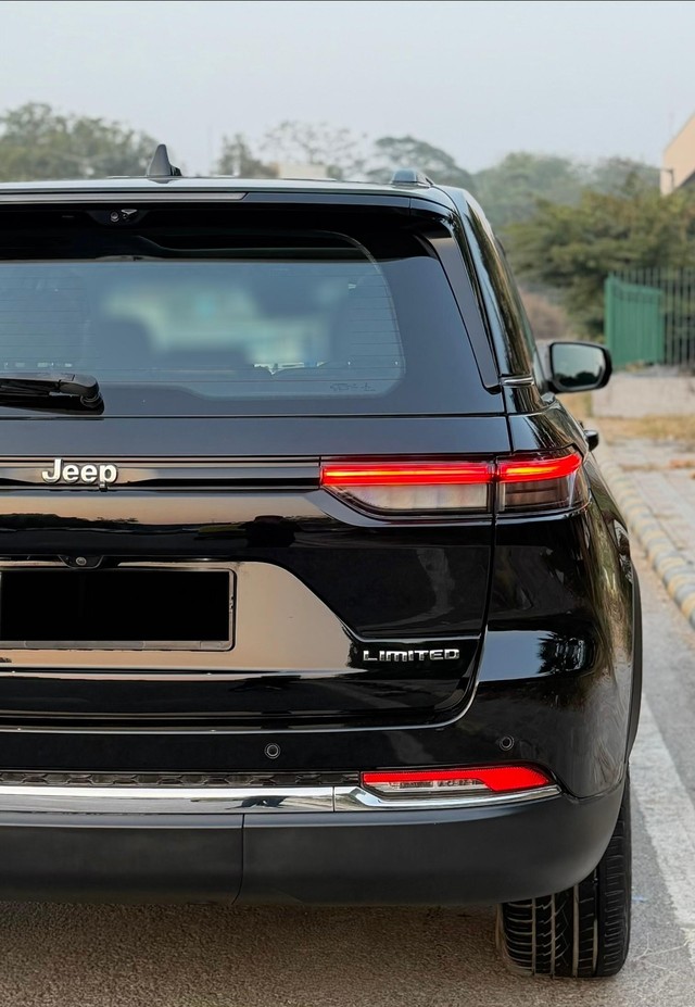 Second-hand 2024 Jeep Grand Cherokee Limited Opt for sale in New Delhi-3