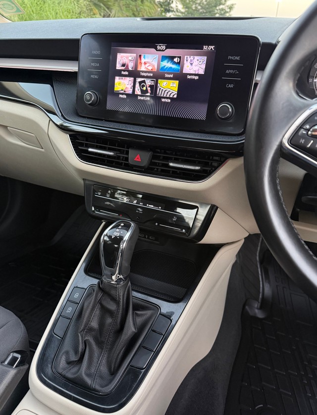 Second-hand 2022 Skoda Slavia 1.0 TSI Ambition AT BSVI for sale in New Delhi-15