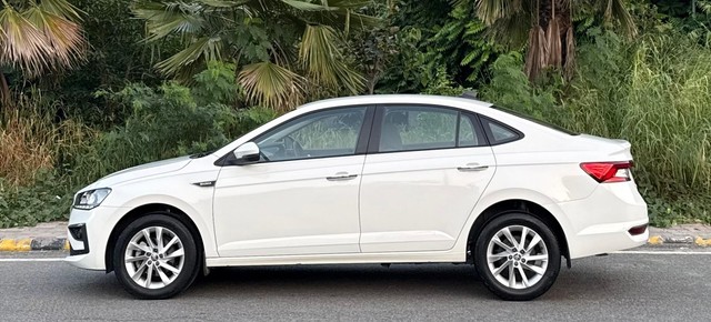 Second-hand 2022 Skoda Slavia 1.0 TSI Ambition AT BSVI for sale in New Delhi-3