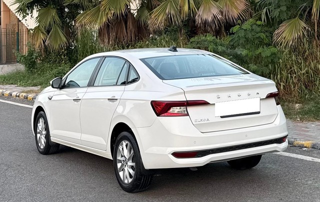 Second-hand 2022 Skoda Slavia 1.0 TSI Ambition AT BSVI for sale in New Delhi-8