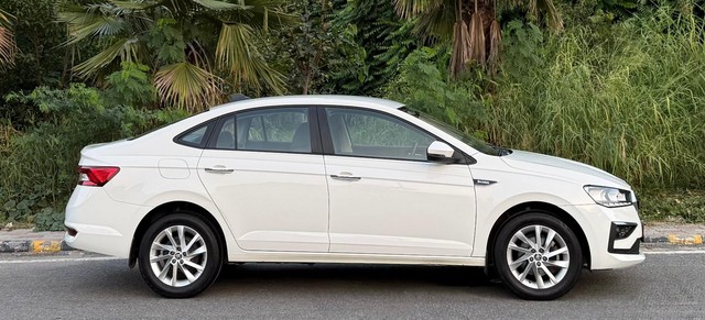 Second-hand 2022 Skoda Slavia 1.0 TSI Ambition AT BSVI for sale in New Delhi-1