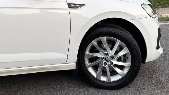 Second-hand 2022 Skoda Slavia 1.0 TSI Ambition AT BSVI for sale in New Delhi-6