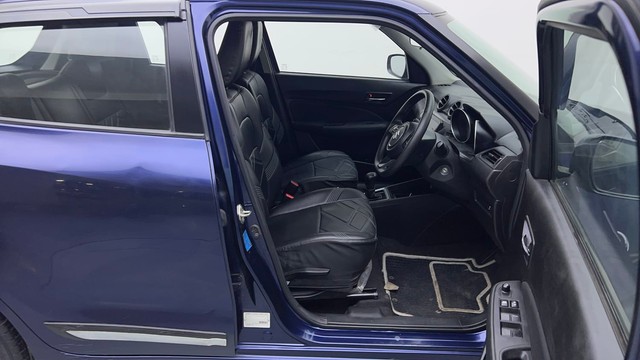 Second-hand 2022 Maruti Suzuki Swift Dzire VXI AT for sale in Noida-15