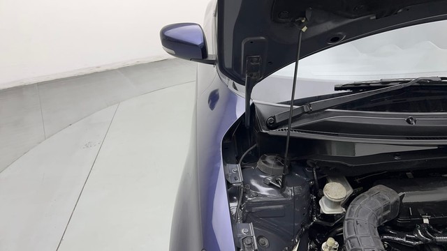 Second-hand 2022 Maruti Suzuki Swift Dzire VXI AT for sale in Noida-29