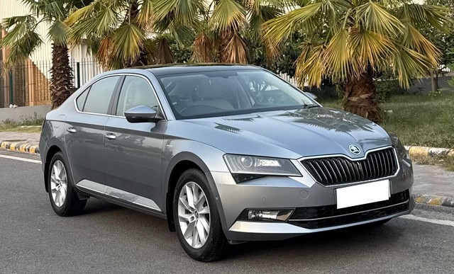 Second-hand 2019 Skoda Superb LK 1.8 TSI AT for sale in New Delhi-0